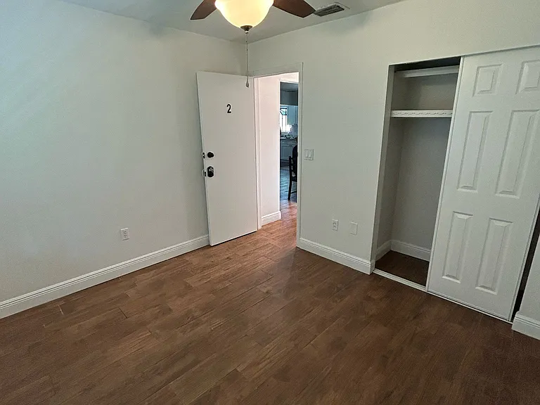 7334 Filbert Ln — Photo 15