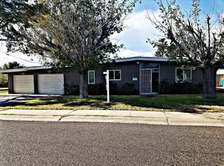 2202 E Claire Dr, Phoenix, AZ 85022