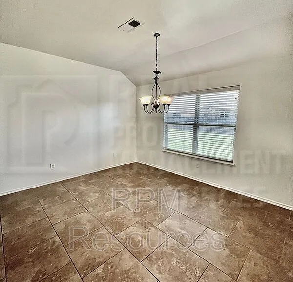 10913 SW 30th St — Photo 9