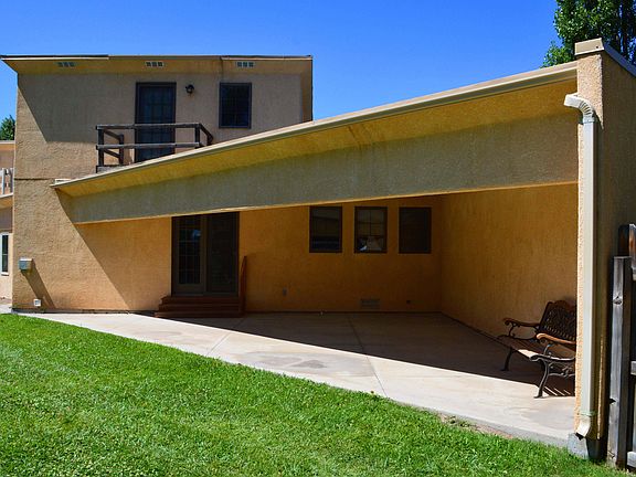 Patio and upper deck 