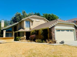 43242 Cottage Ln, Lancaster, CA 93536