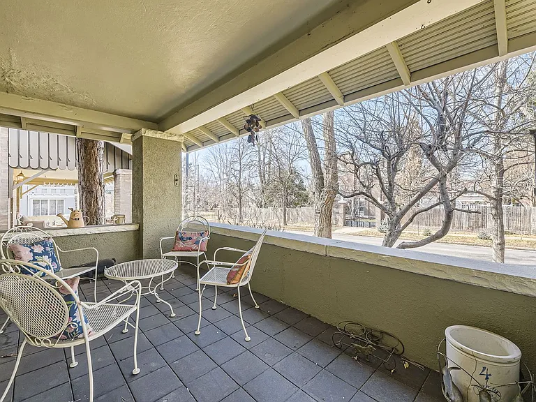 720 Josephine St — Photo 25