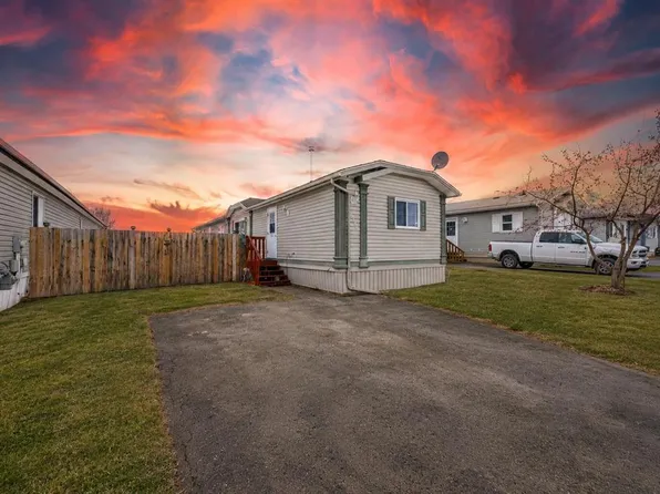 8714 E 88c St, Grande Prairie, AB T8X 0C5