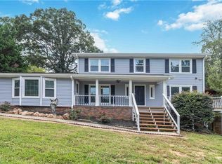 1647 Grandeus Ln SW, Stone Mountain, GA 30087