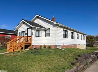 216 E 12th St N, Newton, IA 50208