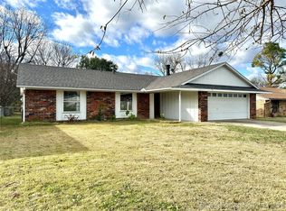 1931 Green Meadows Dr, McAlester, OK 74501