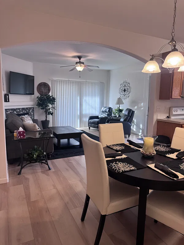 Fully furnished/newly renovated Loveland Condo! — Photo 2