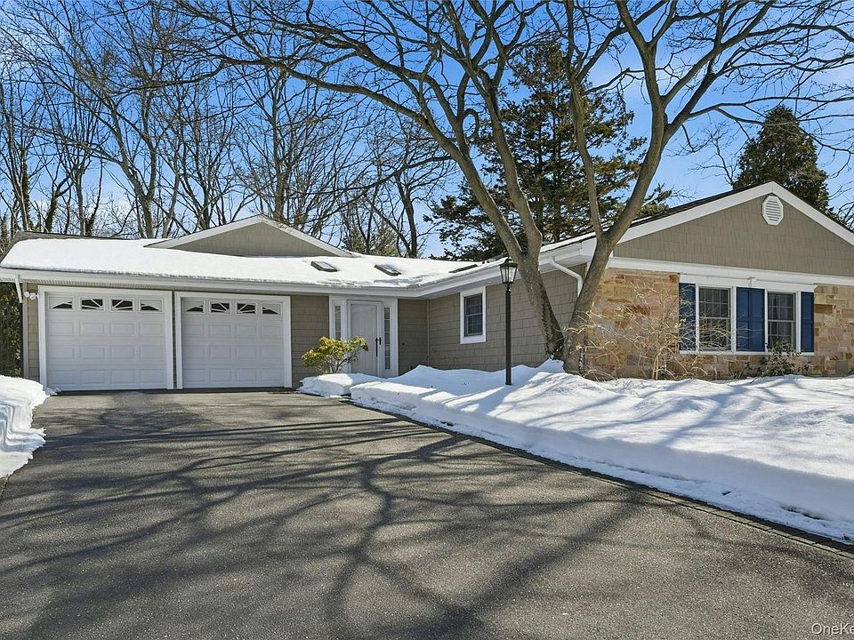 1st image of 5 Shawmont Lane