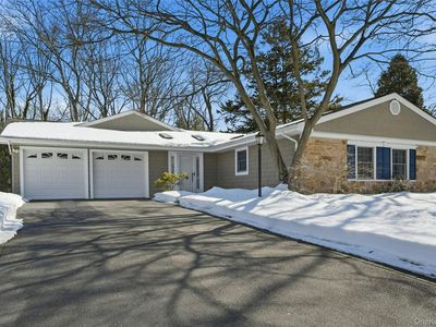 5 Shawmont Lane, Stony Brook, NY, 11790