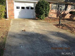 210 Hoeppner Ln NE, Cullman, AL 35055