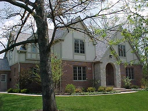 1st image of 845 N Walden Ln