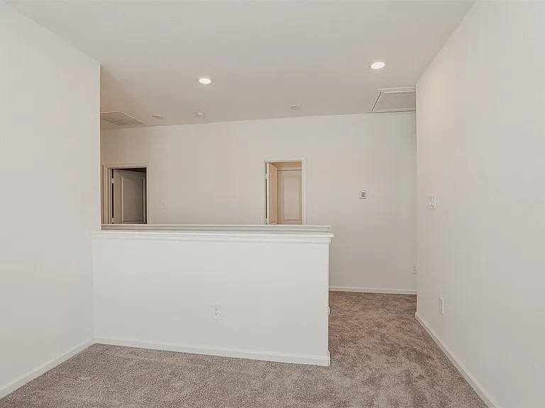 625 Royal Arch Dr — Photo 18