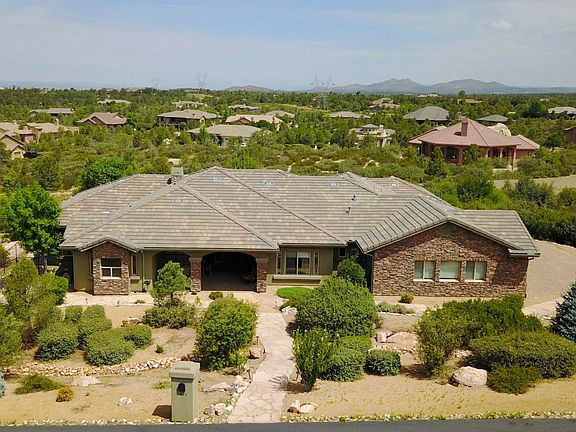 2nd image of 5620 W Corliss Cir