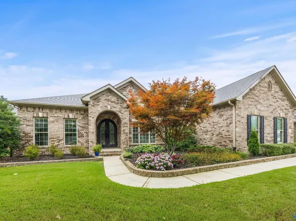 3007 Laurel Cove Way SE, Gurley, AL 35748