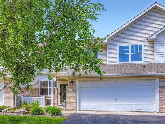 11182 204th St W #908, Lakeville, MN 55044