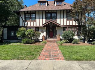 43 Hobart Rd, Newton, MA 02459