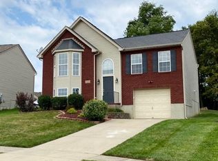 2870 Donjoy Dr, Hebron, KY 41048