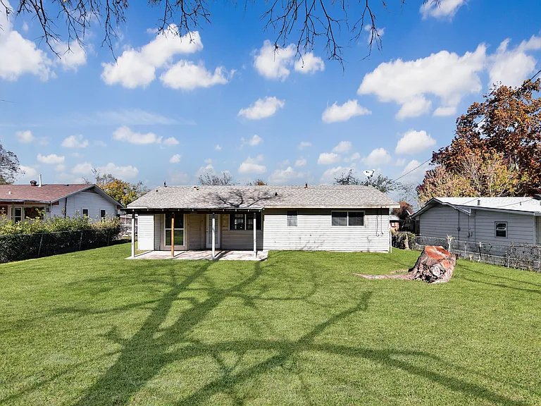 1206 Bonner Dr — Photo 15