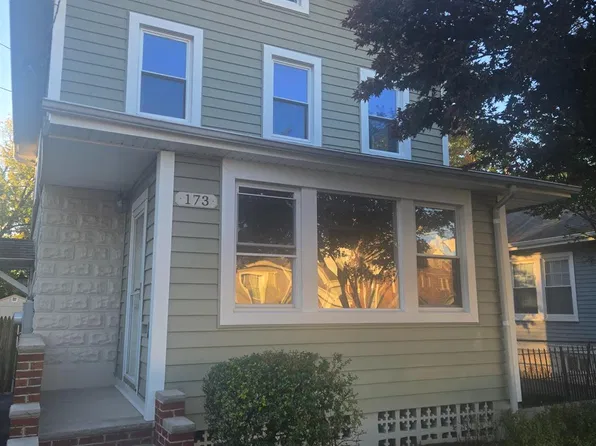173 Edgar St, Woodbridge, NJ 07095