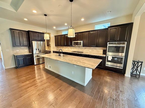 5th image of 8056 Piney River Ave