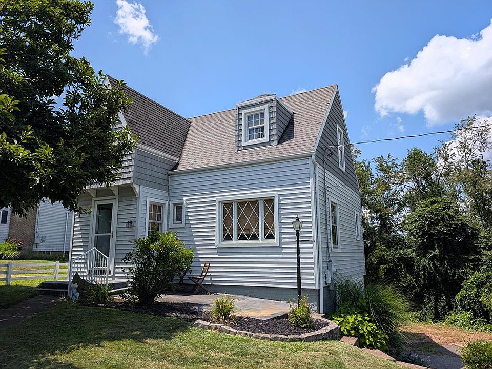 1st image of 141 Ridgecrest Road