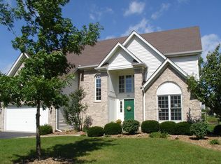 771 Century Farm Ln, Naperville, IL 60563