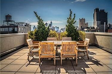 1st image of 155 W 21st St #***14f