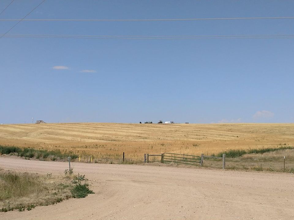 2nd image of 12500 Cavanaugh Rd