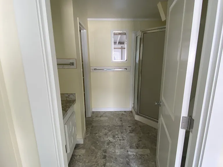 2208 Dublin Pl — Photo 5