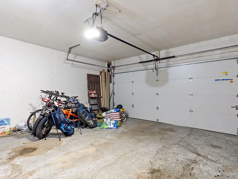 10605 Penn Dr — Photo 24