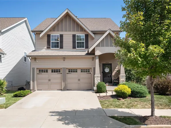 2724 Grover Crossing Dr, Grover, MO 63040