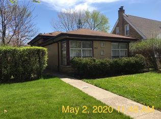 7317 N East Prairie Rd, Lincolnwood, IL 60712