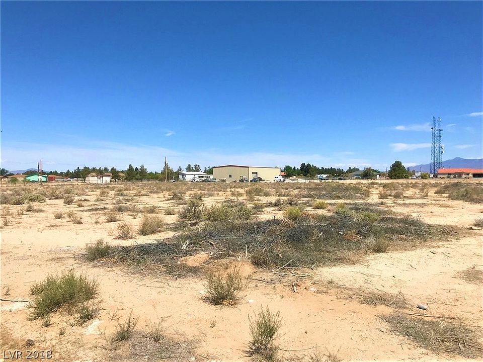 2nd image of 3560 E Paiute Blvd