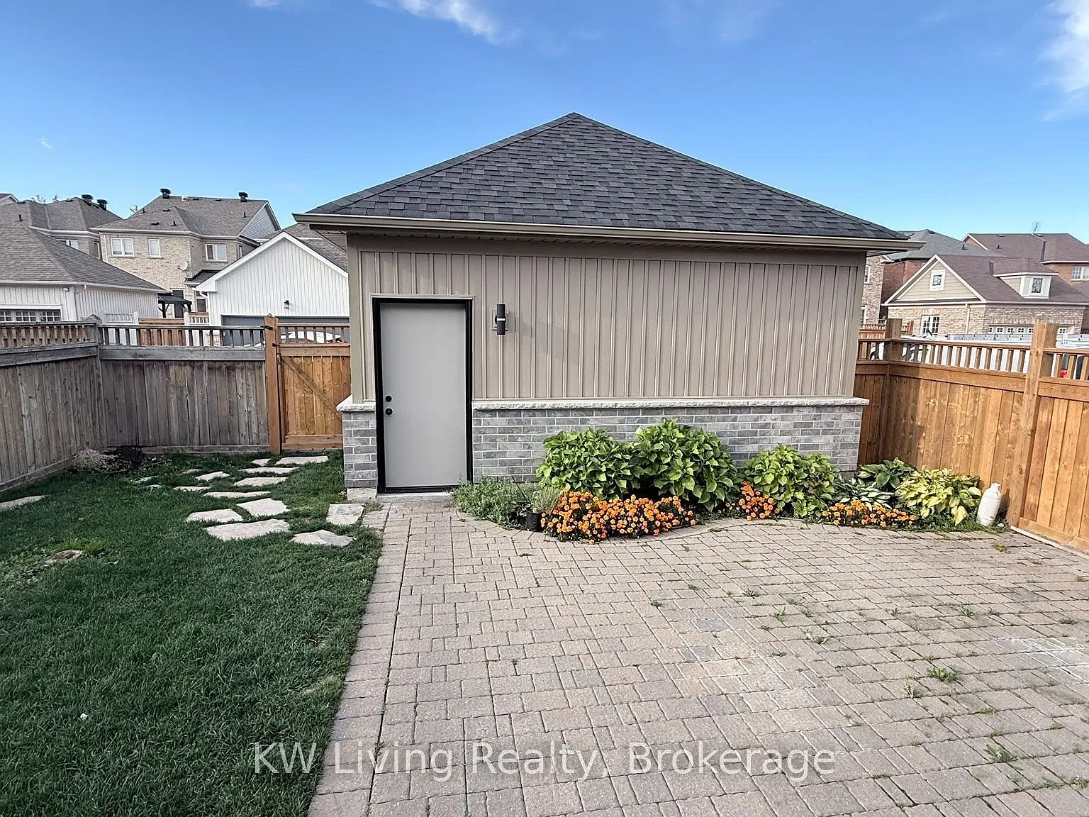 4 bed, $3,880 — Photo 4
