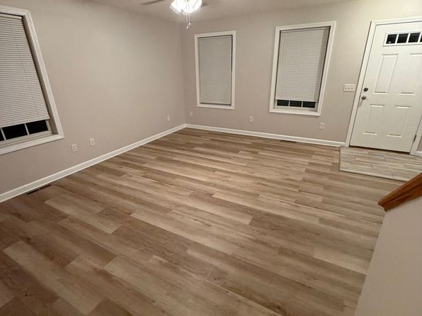 1142-1144 Boston Rd #1142