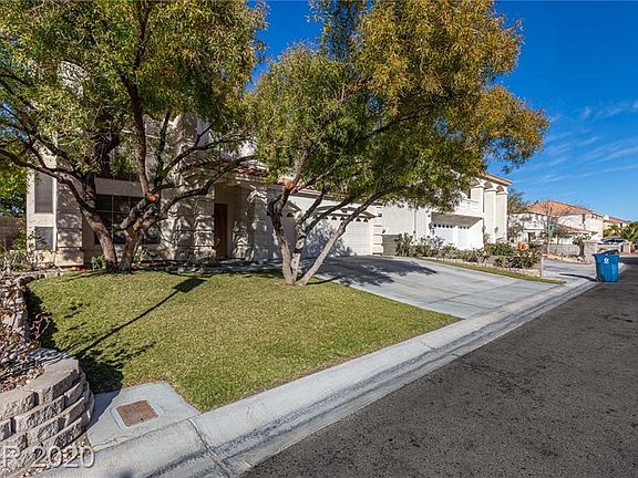 3rd image of 1590 Starlight Canyon Ave