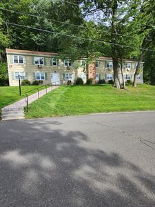 16 Pilgrim Trail #F2, Woodbury, CT, 06798