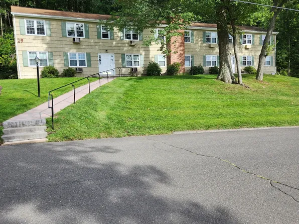 16 Pilgrim Trail #F2, Woodbury, CT 06798