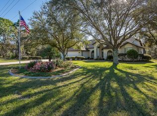57 Greenpark Blvd, Homosassa, FL 34446