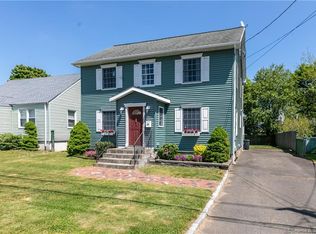 101 Boswell St, Stratford, CT 06615