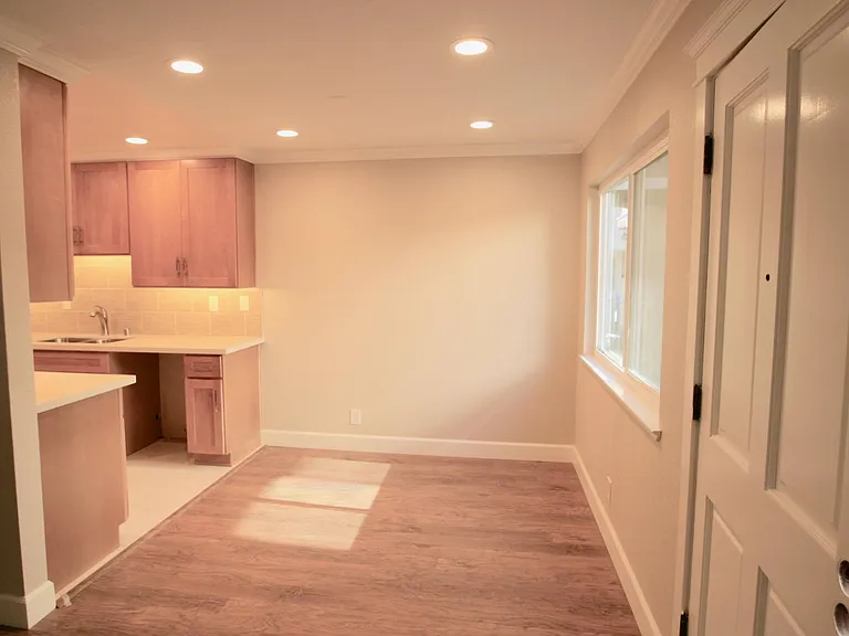 925 Azure St #1 — Photo 6