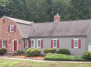 12 Heywood Rd, Westford, MA 01886