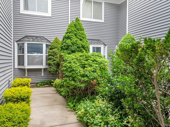 3rd image of 216 River Drive