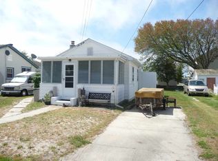 120 W Saint Johns Ave, Villas, NJ 08251