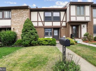 125 Bourbon Ct, Parkville, MD 21234