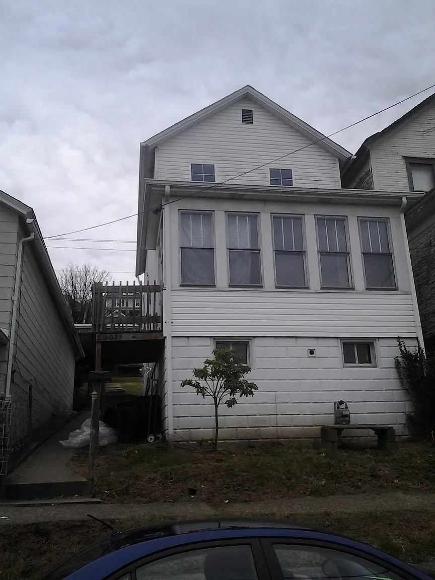 1015 Lower Meadow Ave photo 1