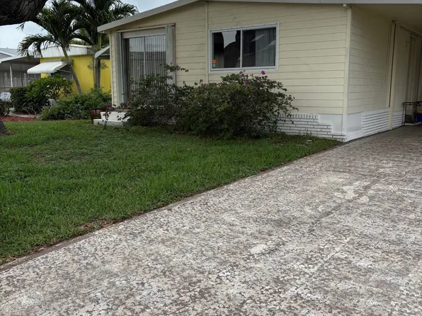 4171 74th Rd N #416, West Palm Beach, FL 33404