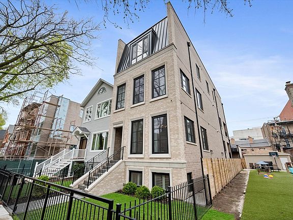 2nd image of 2711 N Dayton St Unit 1