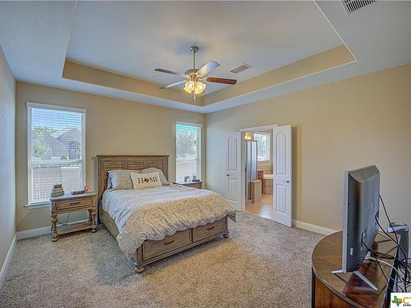 5th image of 2226 Pecan Villa