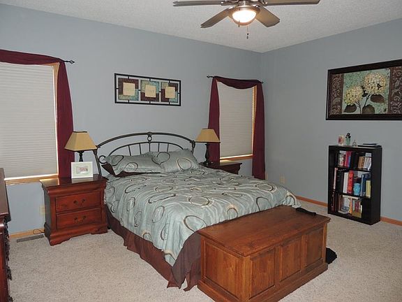 Master bedroom mainfloor